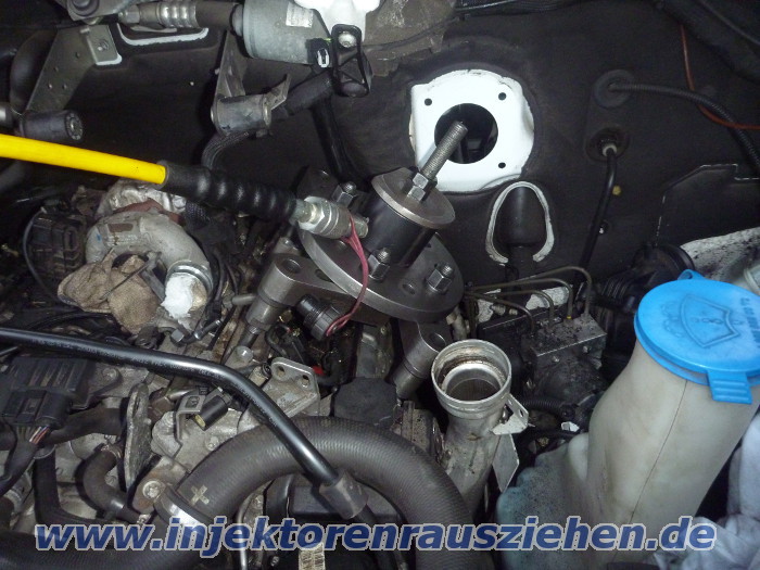 Wyciganie wtrysku z Mercedesa
                          Sprintera 319 cdi z silnikiem 3.0 V6